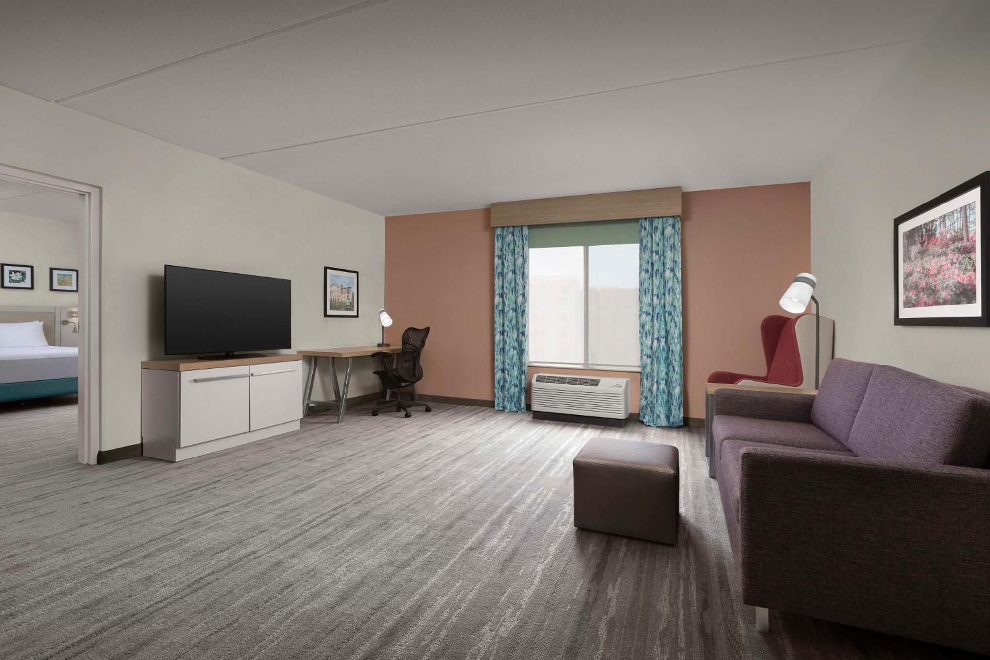 Hilton Garden Inn Raleigh Capital Blvd I-540 Екстериор снимка