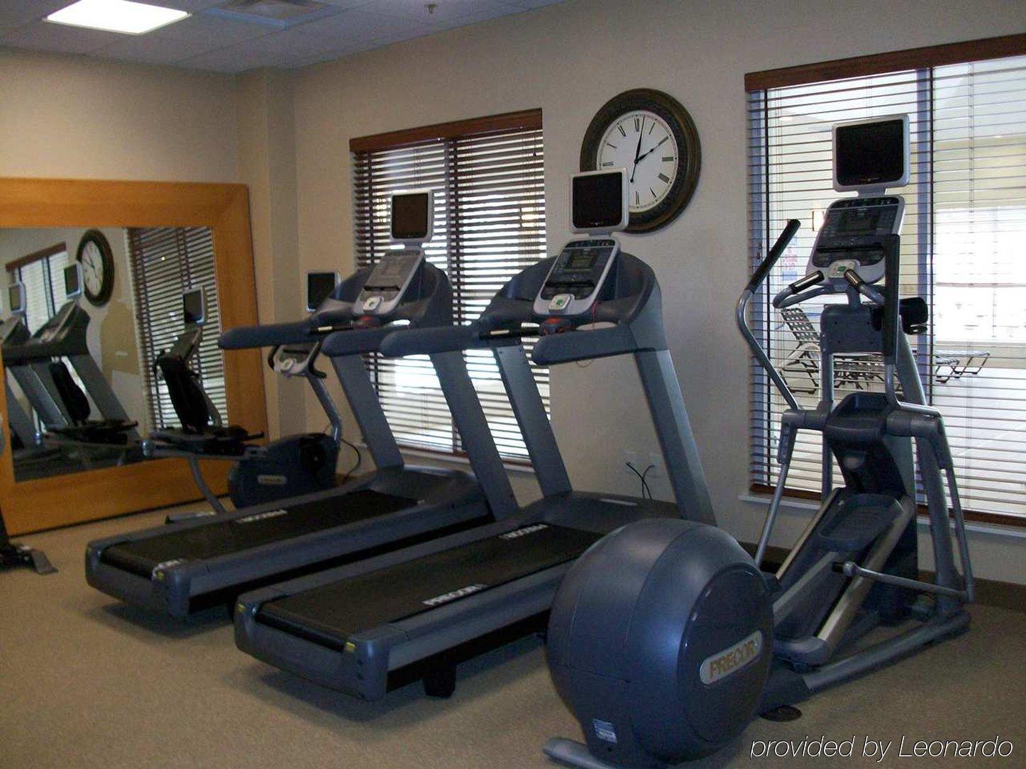 Hilton Garden Inn Raleigh Capital Blvd I-540 Екстериор снимка
