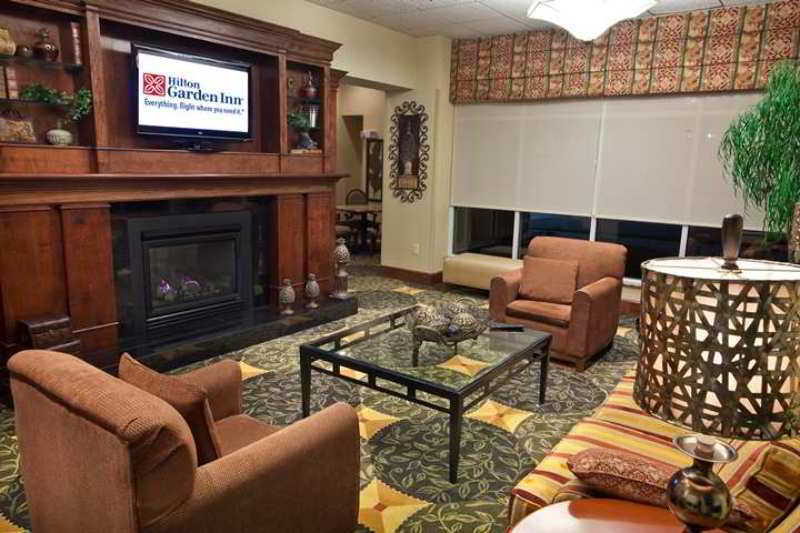 Hilton Garden Inn Raleigh Capital Blvd I-540 Интериор снимка